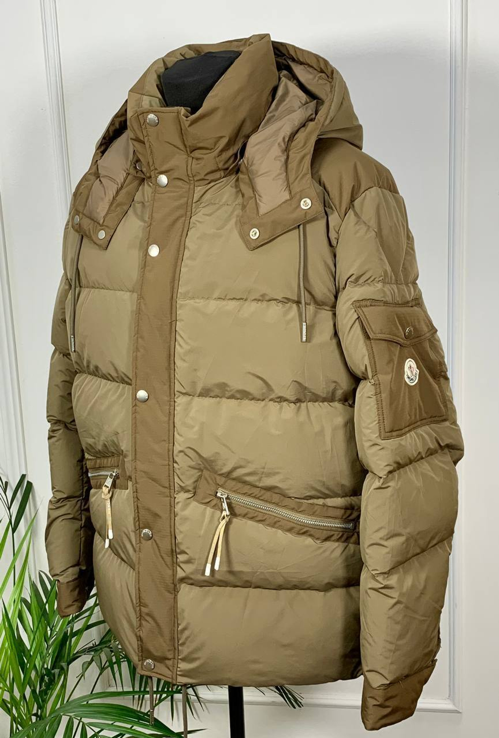 Пуховик Moncler