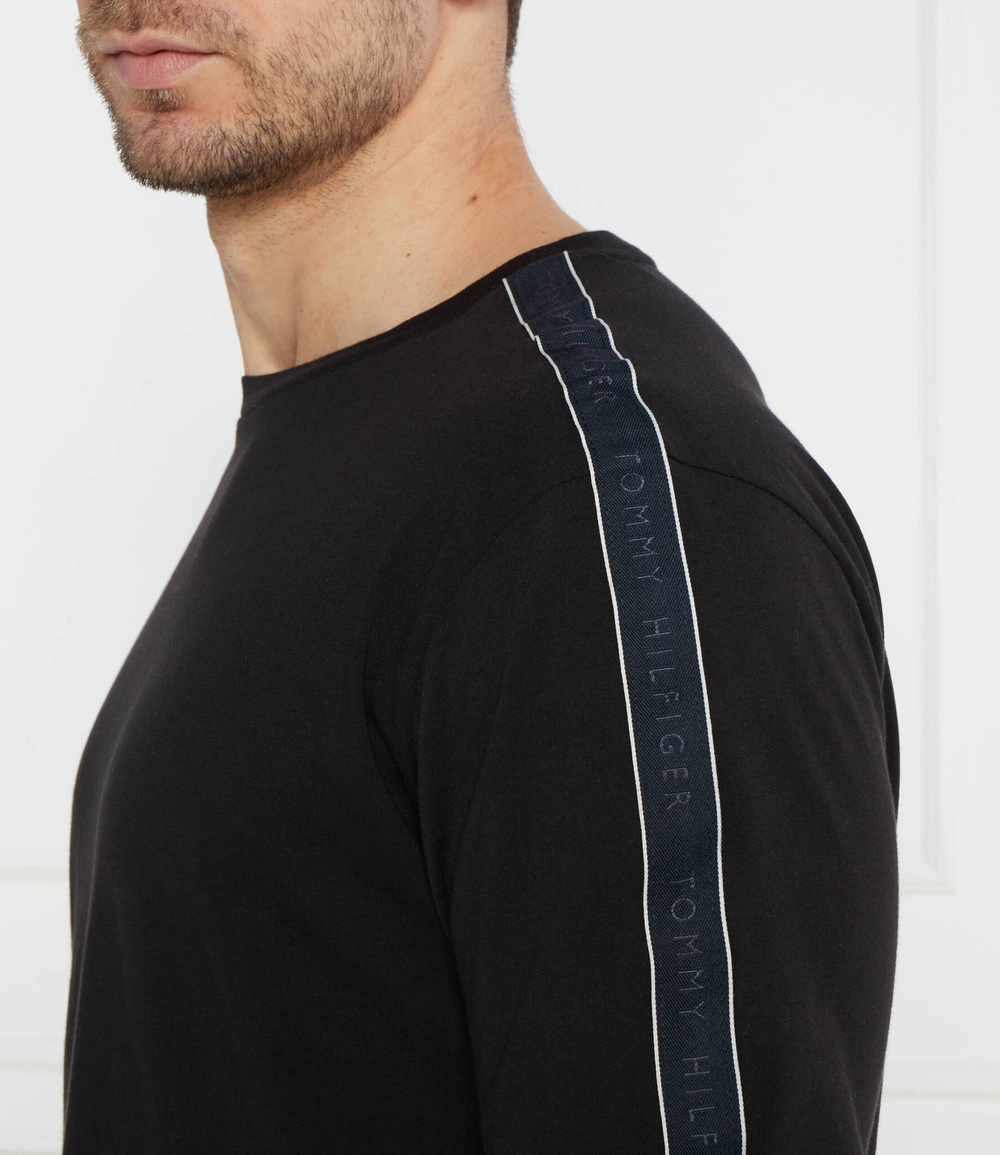 Футболка SS TEE LOGO Tommy Hilfiger - черный(UM0UM03005)