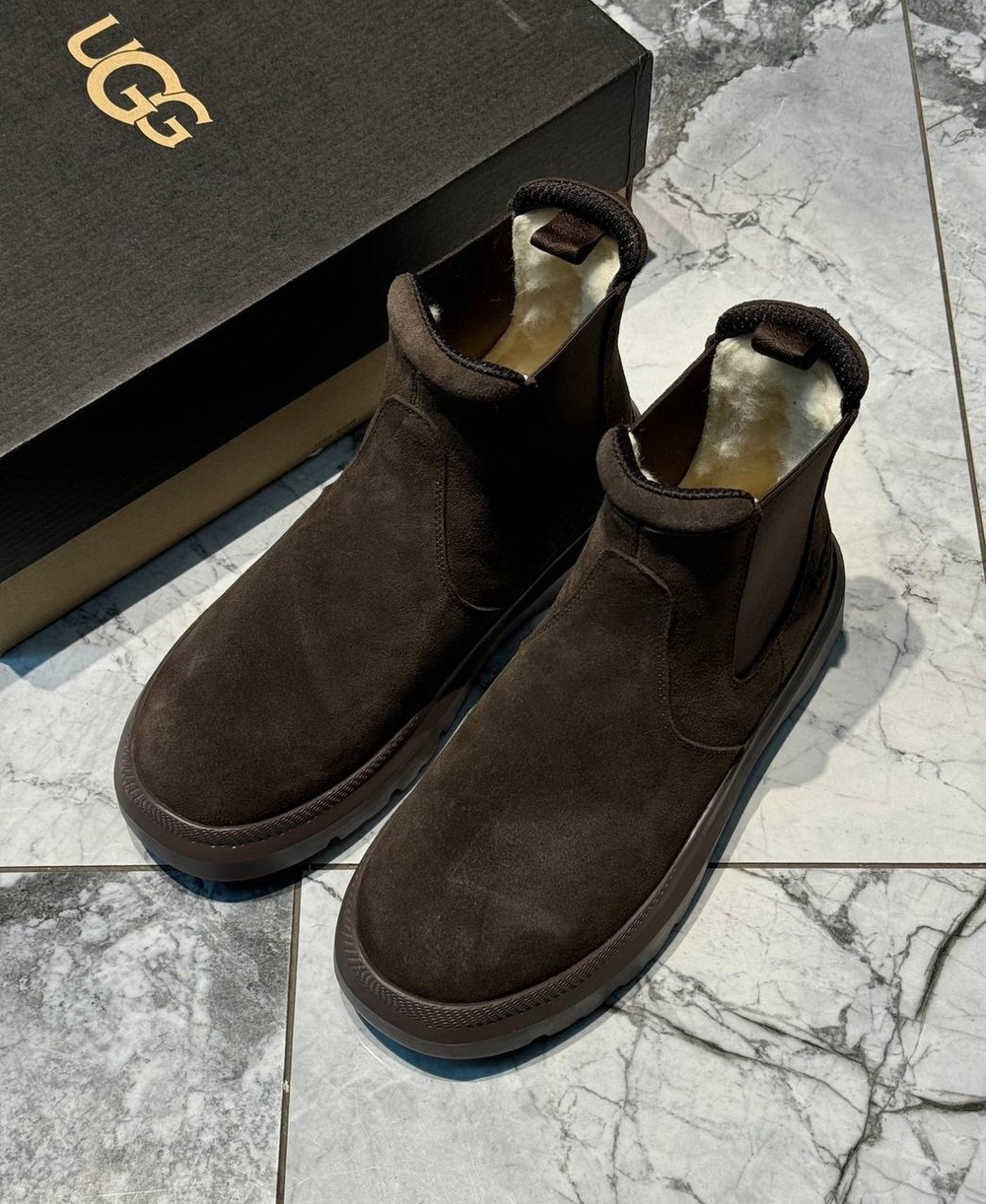 UGG