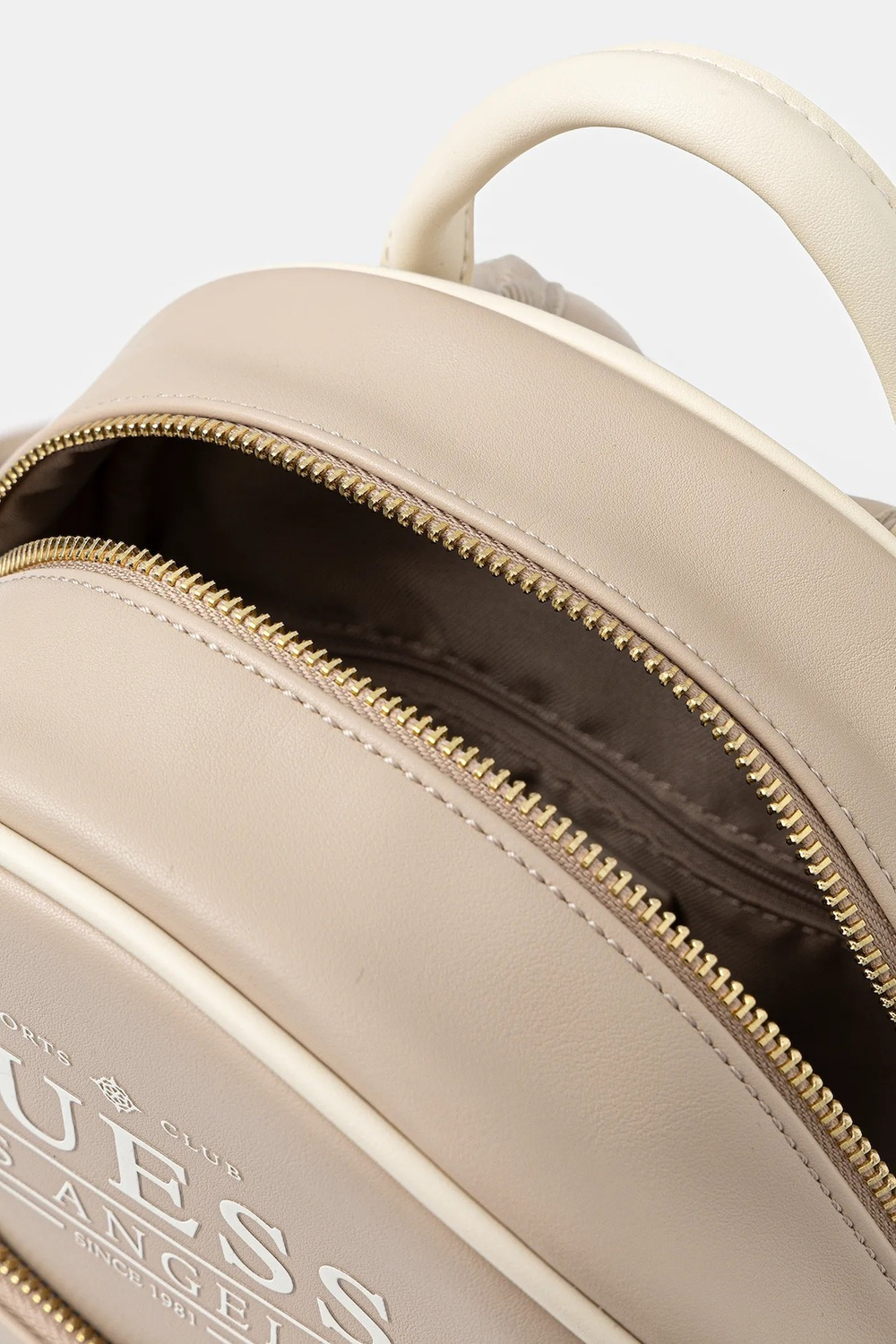 Рюкзак женский GUESS