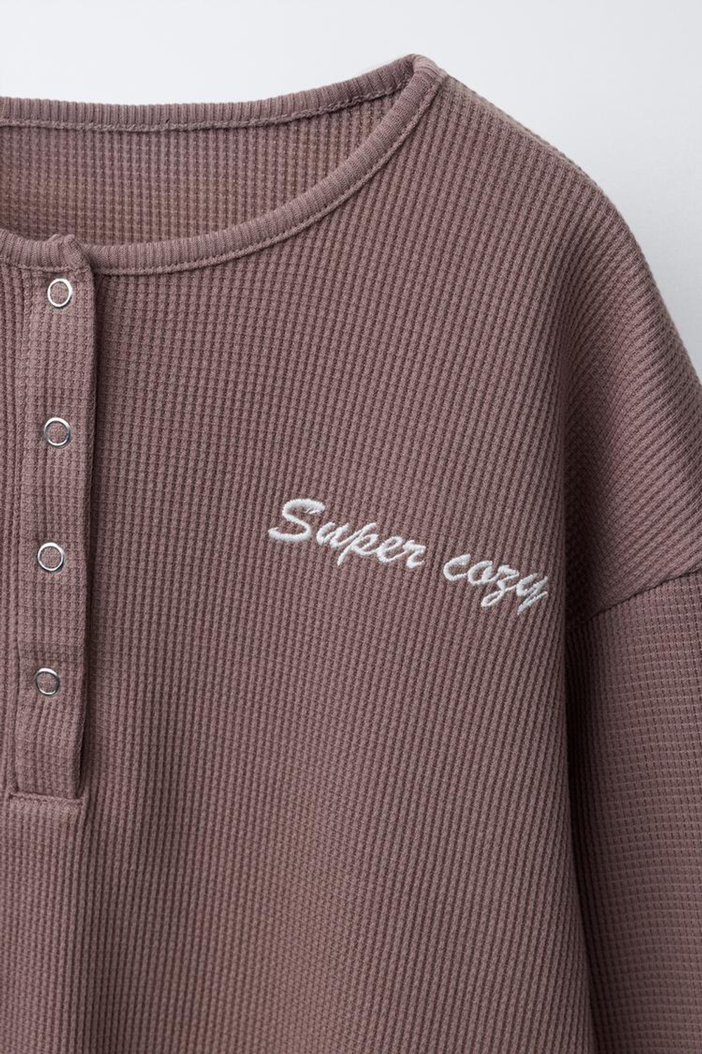 ZARA ПИЖАМА ВАФЕЛЬНАЯ С ВЫШИВКОЙ, БАКЛАЖАННЫЙ