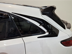 Накладки на задние крылья стойки QX70