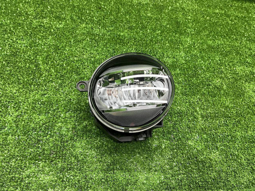 ПТФ правая Toyota LC Prado 150 (2017-н.в.) LED