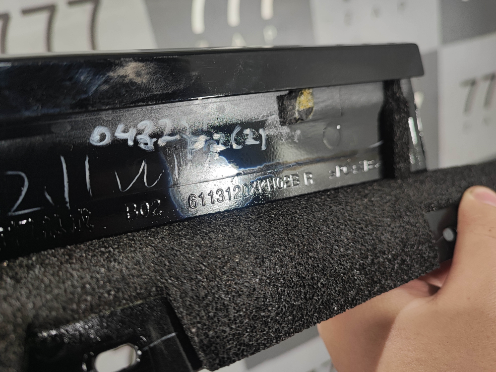 Накладка стойки двери передней правой Haval F7 2 24-нв Б/У Оригинал 6113120XKN02B