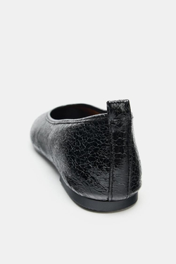 ZARA БАЛЕТКИ С ЭФФЕКТОМ КРАКЛЕ, ЧЕРНЫЙ