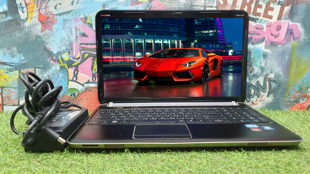 Ноутбук HP i5/4Gb