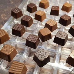 375 | Форма для шоколадных изделий "Ассорти" (275*175 мм)