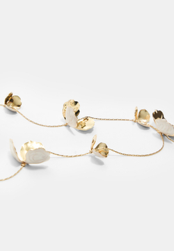 STRADIVARIUS Ожерелье-лариат с цветком, экрю