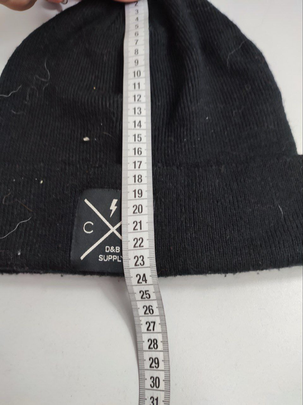 Шапка H&M лаконичная