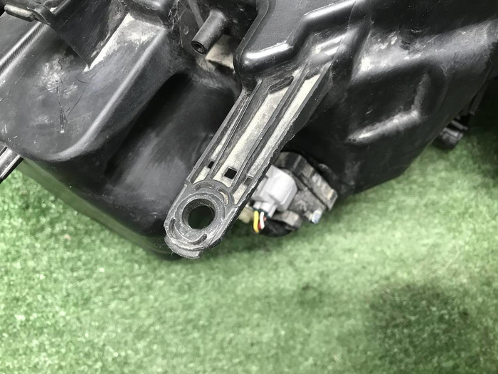 Фара левая Nissan X-Trail T32 (17-22) LED