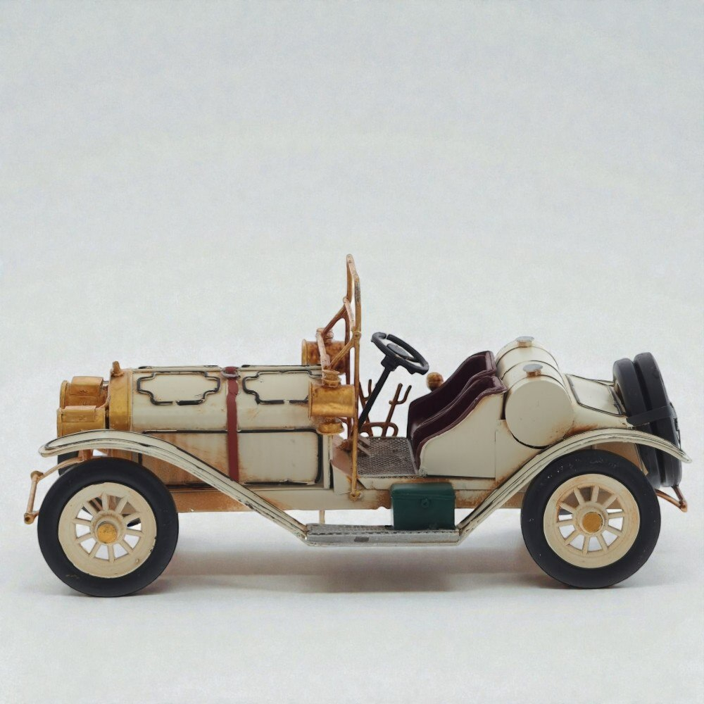 Изделие декоративное Автомобиль