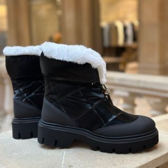 Ботинки Loriblu  6AFUNF77LF7702 цвет белый 