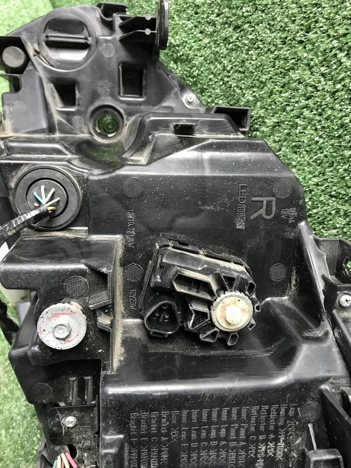 Фара правая Nissan Murano Z52 (2014-2022) LED