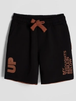 Спортивные шорты для мальчика на лето