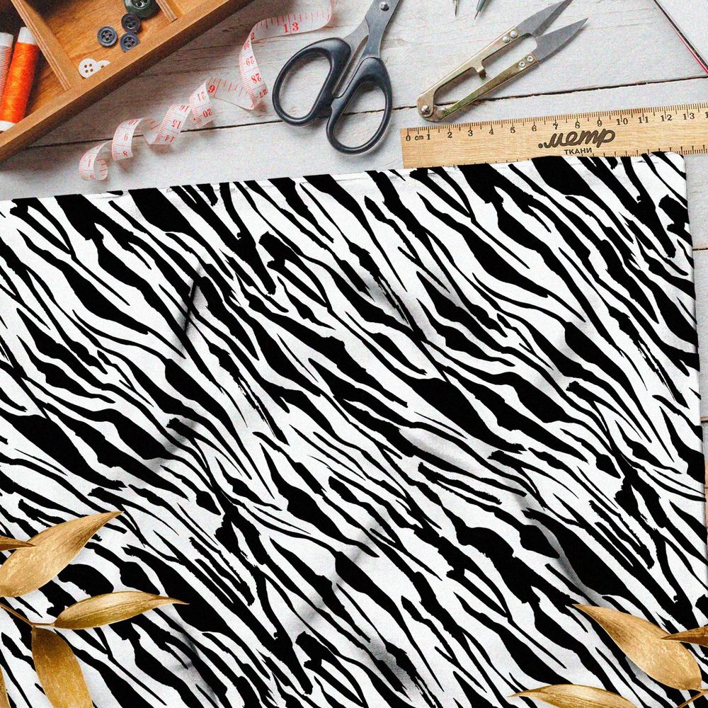 Ткань блэкаут тонкий белый тигриный узор