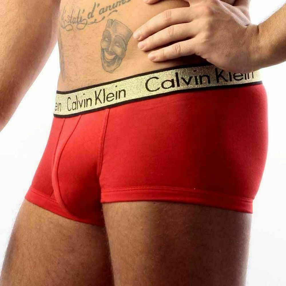 Мужские трусы боксеры красные с золотистой резинкой Calvin Klein Boxer One