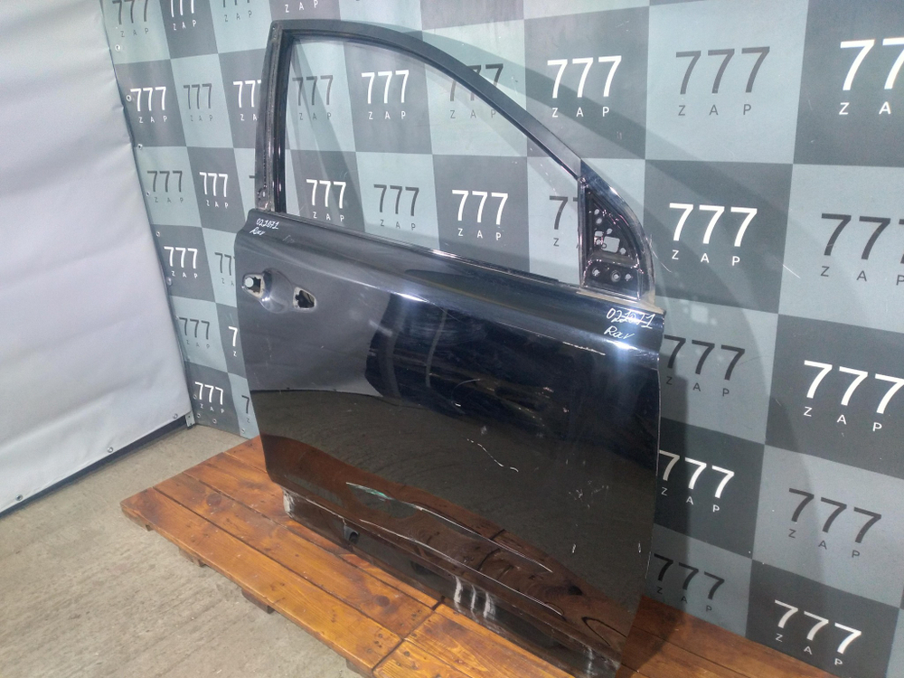Дверь передняя правая Toyota RAV4 IV (XA40) 12-19 Б/У Оригинал 6700142150
