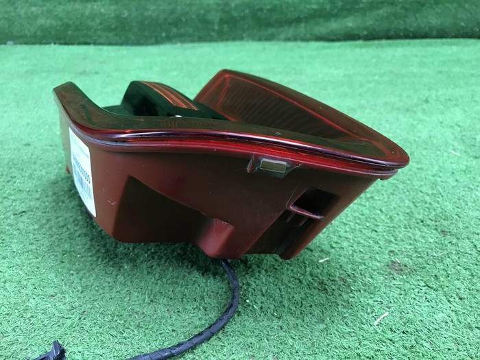 Фонарь правый внутренний Porsche Macan 95b (14-18)