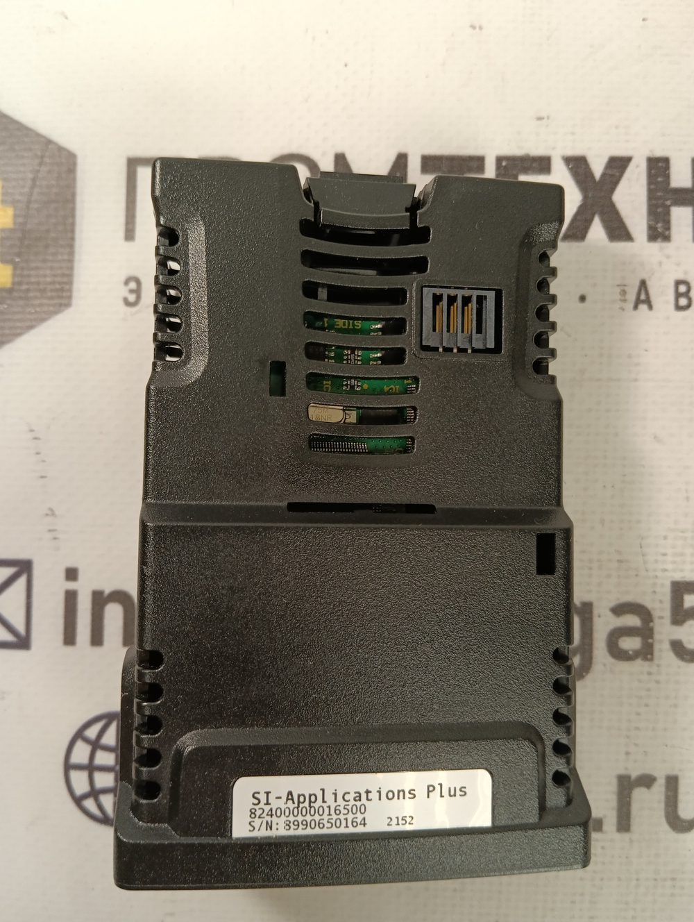 Control Techniques SI-Applications Plus 82400000016500 новое