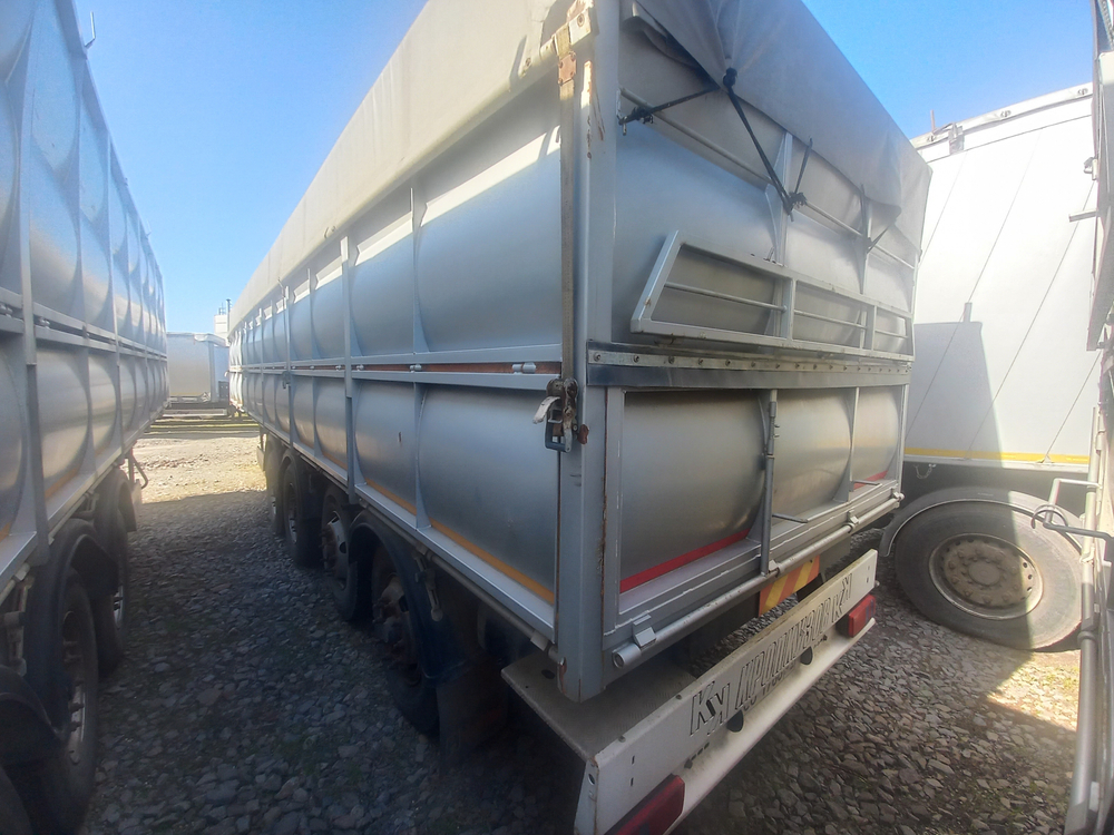 КРОПКУЗОВ 85057* Полуприцеп бортовой 85057B
