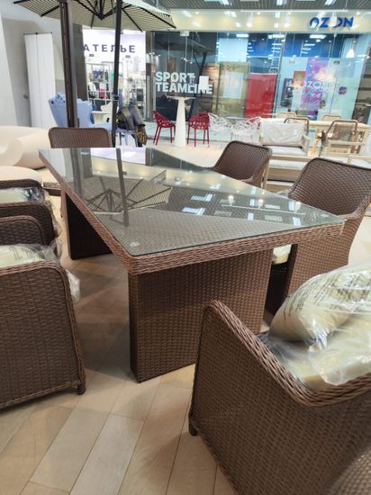 Уличный плетеный обеденный Barcelona