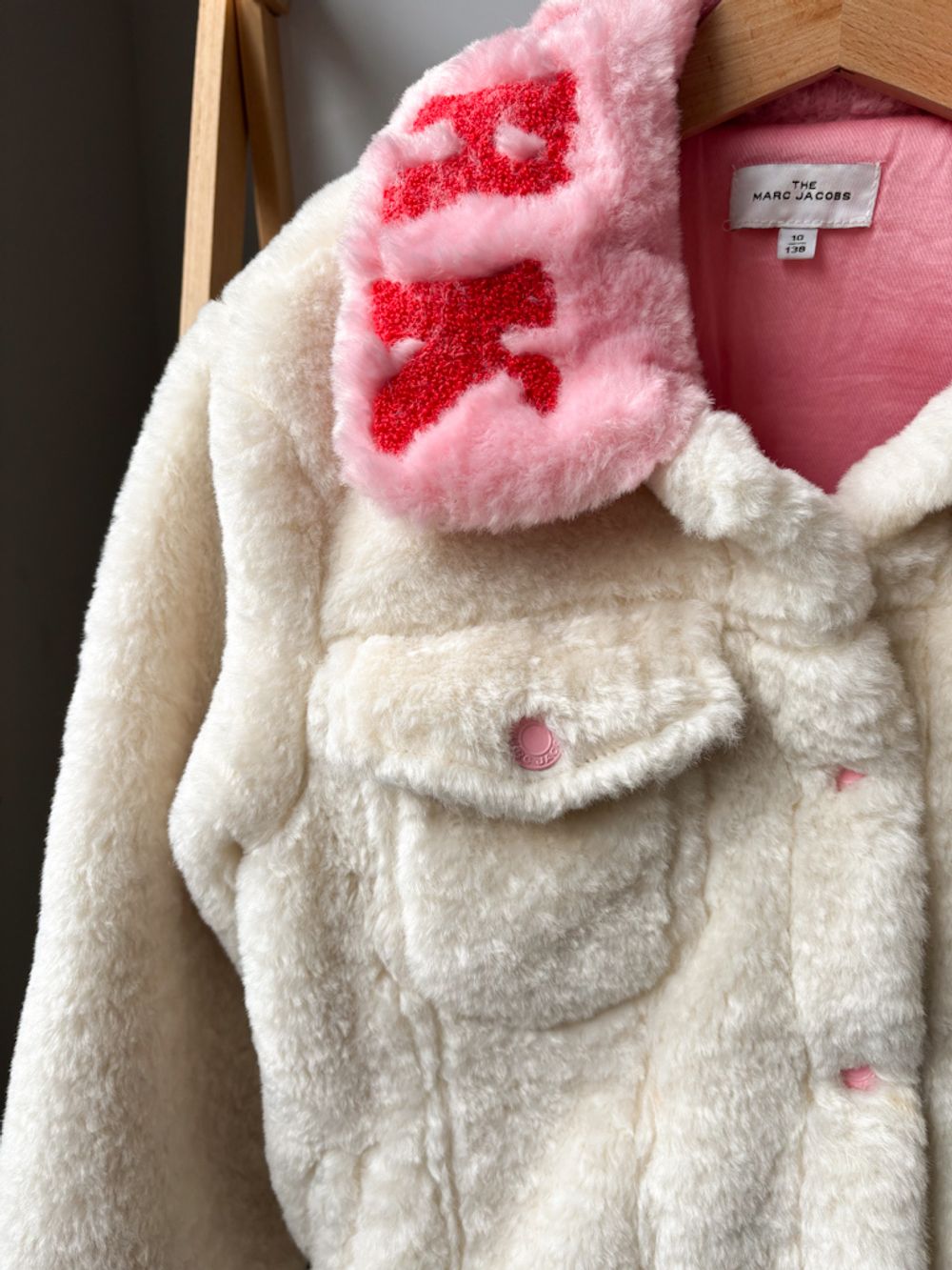 Новая куртка The Marc Jacobs, 140