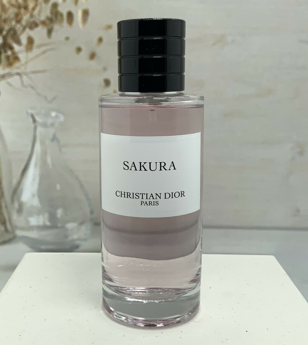 Dior Sacura