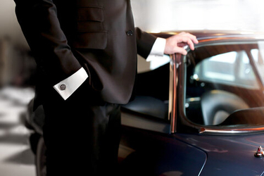 Что подарить мужчине на Новый год: ювелирные аксессуары, которые точно понравятся