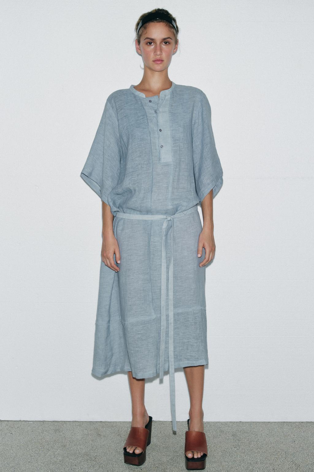 ZARA ПЛАТЬЕ-РУБАШКА ИЗ ЛЬНЯНОЙ ТКАНИ — LIMITED EDITION, СЕРО-СИНИЙ
