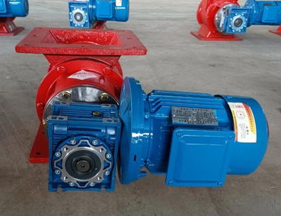 Лопастной питатель агрегата целлюлозной добавки