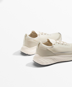 Oysho Универсальные кроссовки для повседневной носки и прогулок, песочный