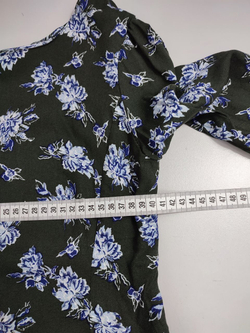 Платье из вискозы с цветами 44 размер