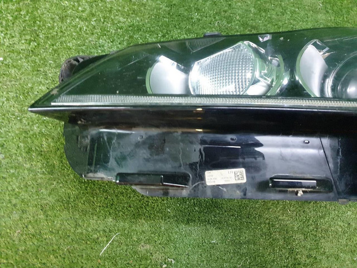 Фара левая Jaguar F-PACE (2016-2020) ксенон (В пленке)