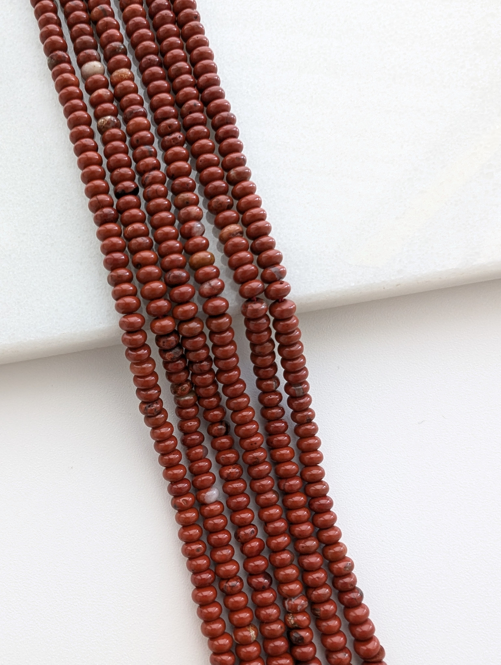 Красная яшма, рондель 2*4мм