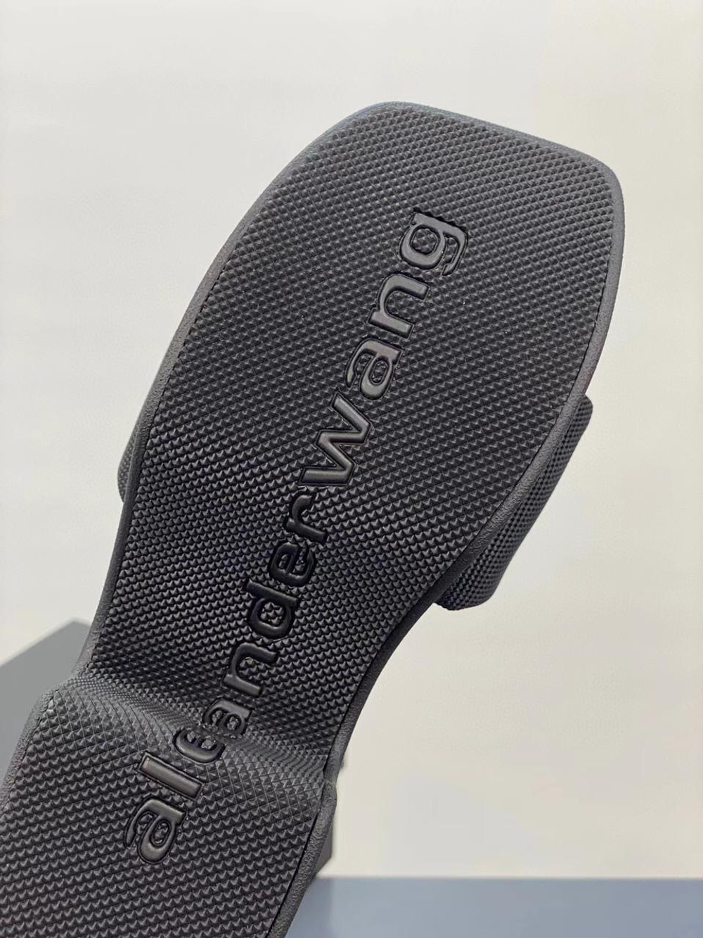 Сабо AlexanderWang
