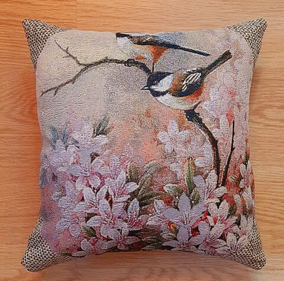 Декоративный гобеленовый чехол для интерьерной подушки Цветение 38*38