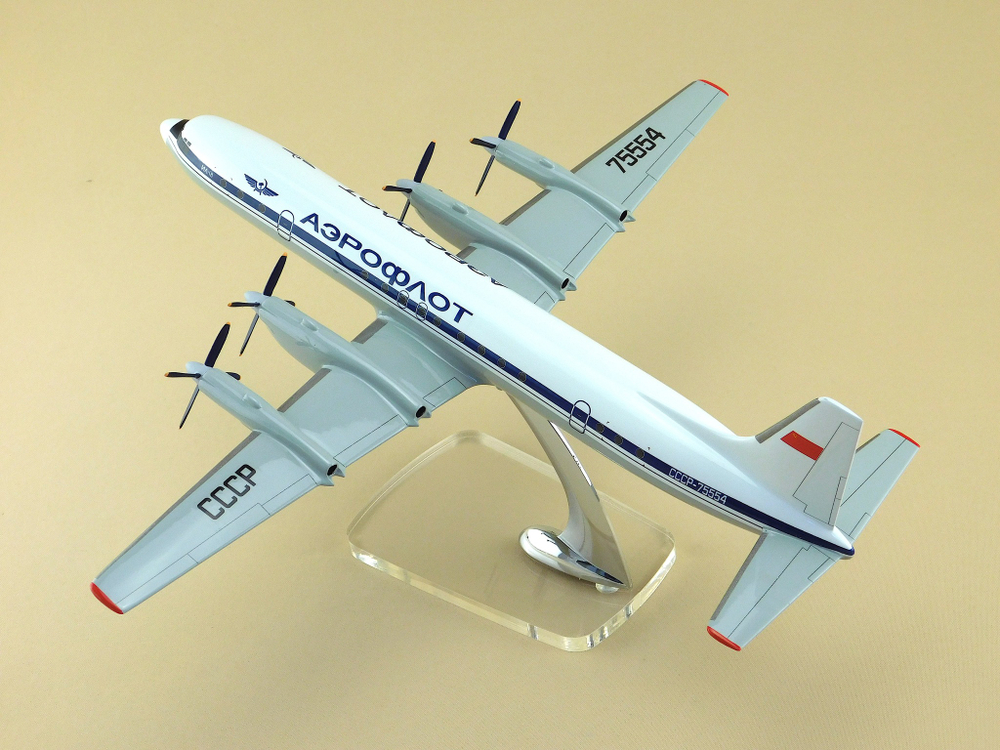 Модель самолета Ил-18 (М1:100, Аэрофлот СССР-75554)