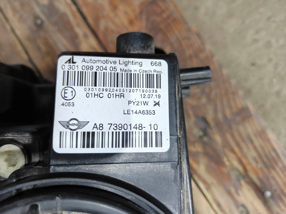 Фара правая галоген MINI Countryman 2 (F60) 16-20 Б/У Оригинал 63117390148