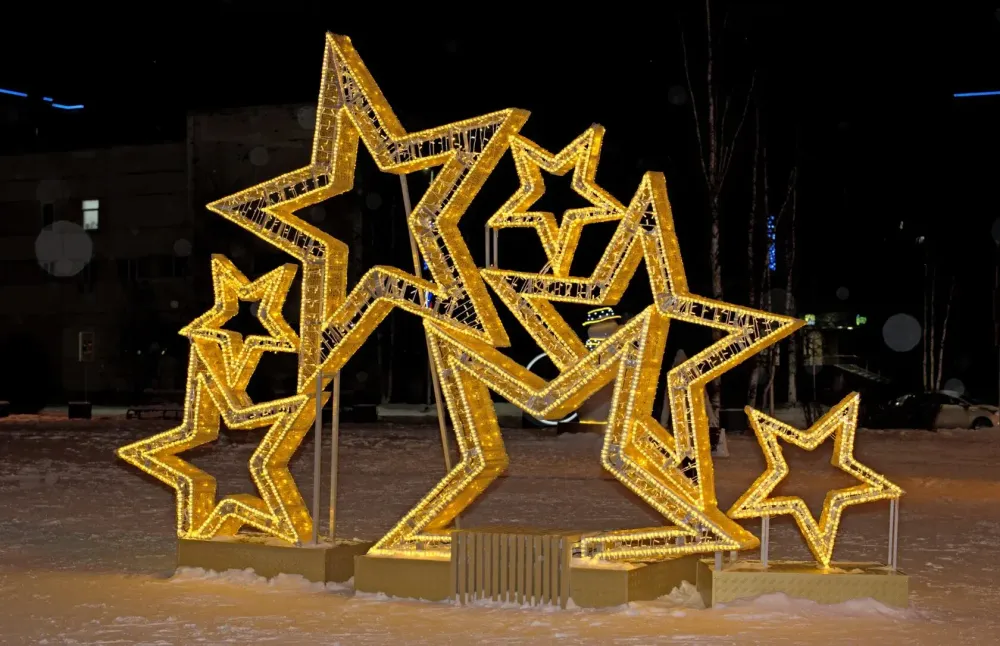 световая конструкция - золотые звезды