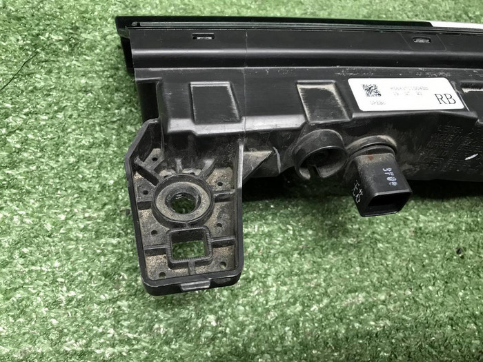 ДХО правый Voyah Dream (2021-н.в.) LED