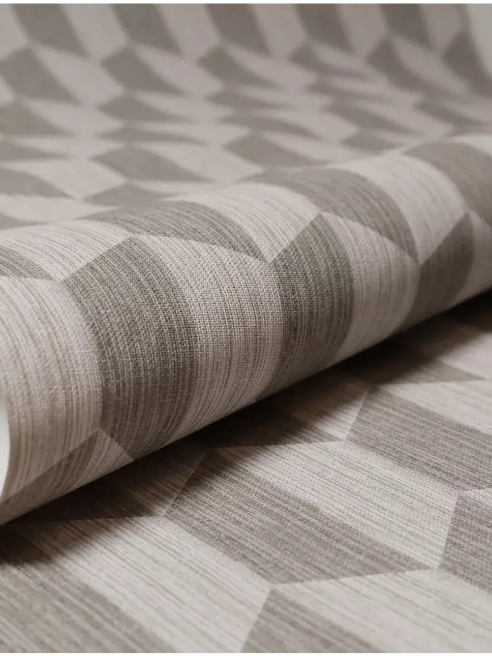 Обои флизелиновые BN 220354 Cubiq Нидерланды