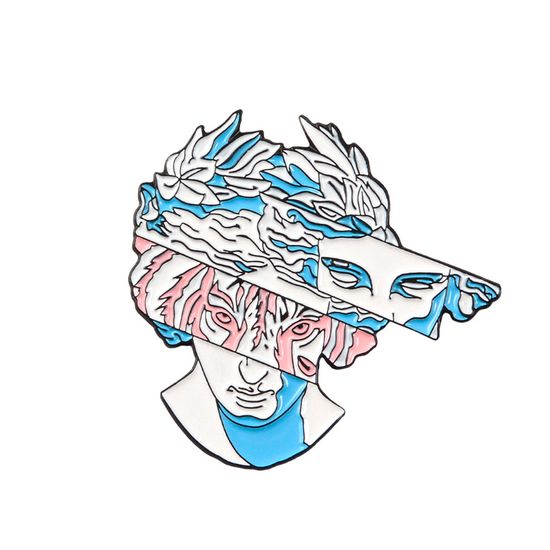 Пин на рюкзак и одежду. Венера. Тигр