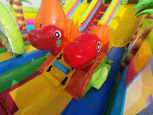 Надувной батут "Хамелеон и динозавры" 10*6*5,5 м