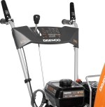 Снегоуборщик бензиновый 7 л.с. ширина ковша 56 см DAEWOO S 6060 (шипы)