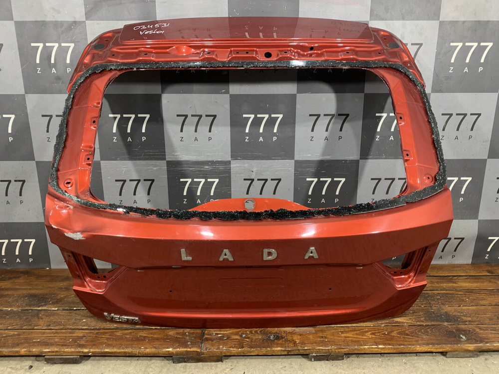 Крышка багажника LADA Vesta SW 15-нв Б/У Оригинал 8450102347