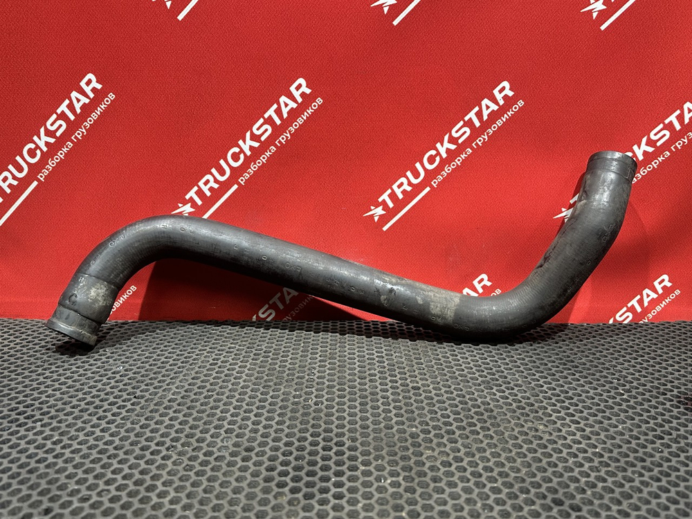 Патрубок маслозаливной горловины