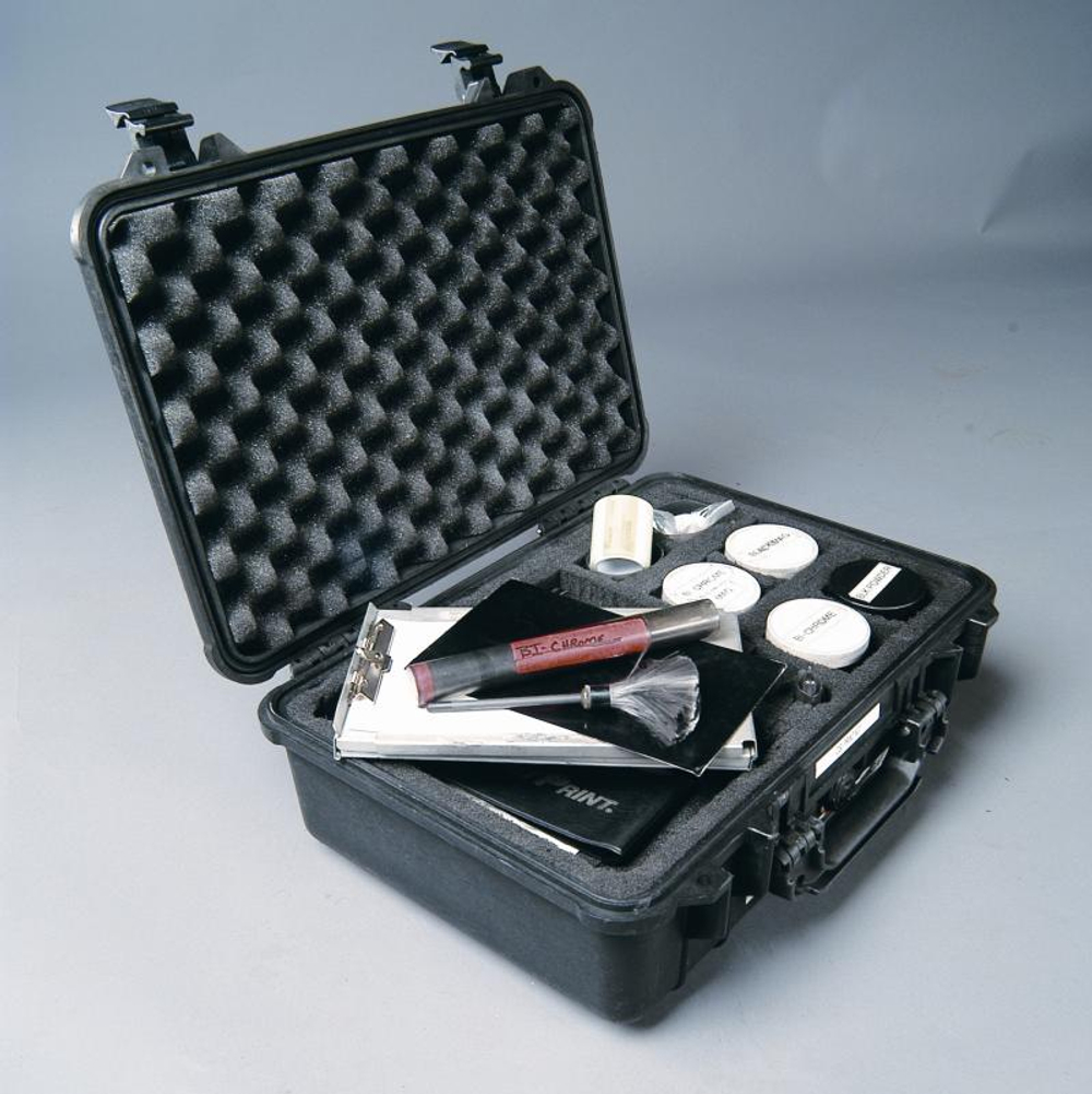 Защитный кейс Peli™ 1500 черный с поропластом