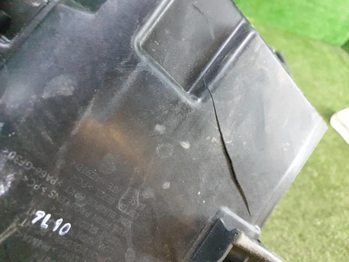 Битая Фара правая Genesis G70 (2017-2021) LED