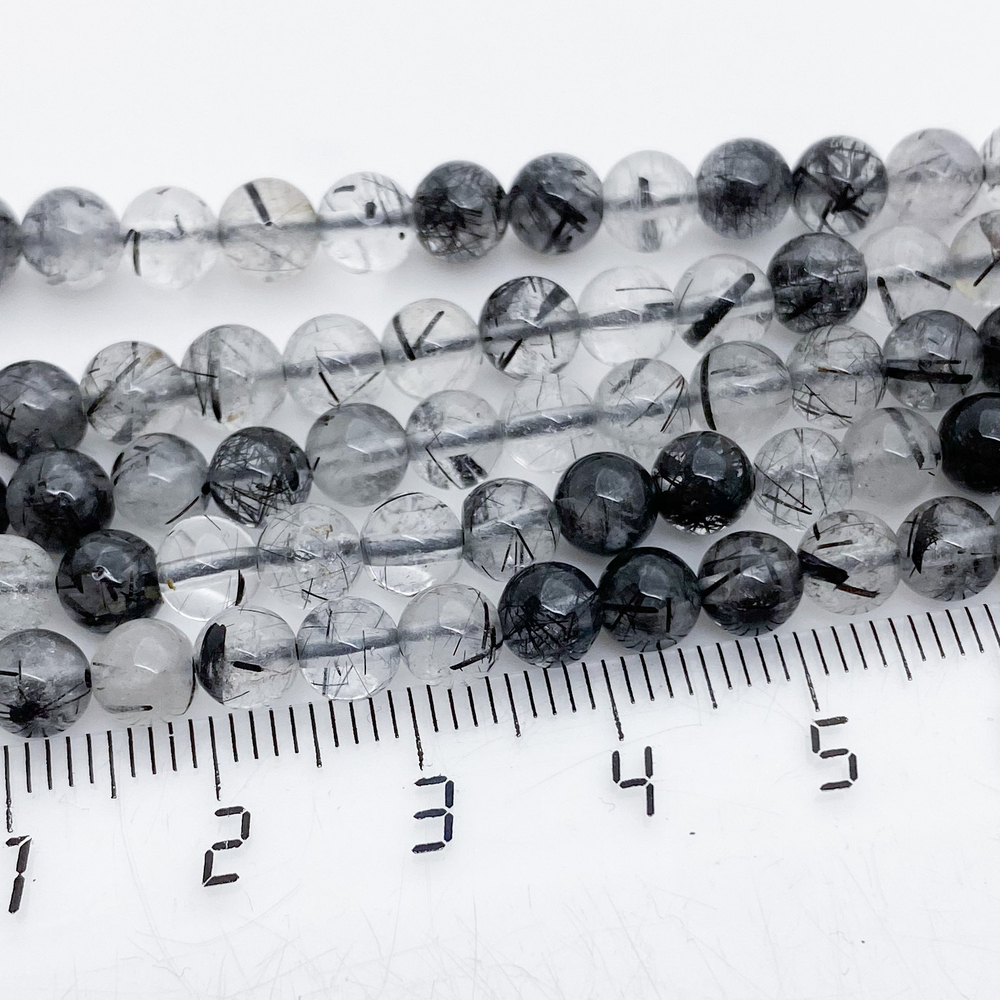 Бусины Кварц с шерлом, размер около 5,2-5,3 мм, цена за 36-37 шт (1/2 нити)