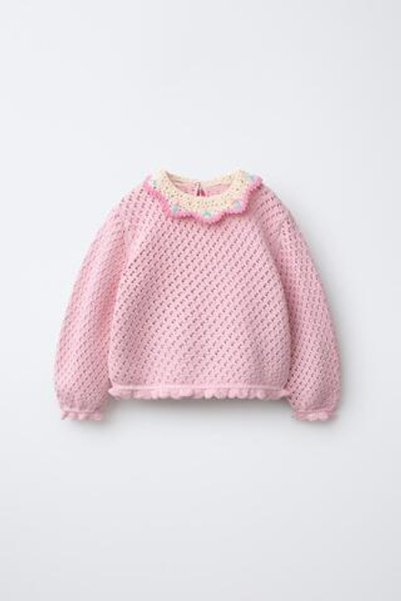 ZARA ВЯЗАНЫЙ ДЖЕМПЕР С ВОРОТНИКОМ ИЗ КРУЖЕВА КРОШЕ, РОЗОВЫЙ